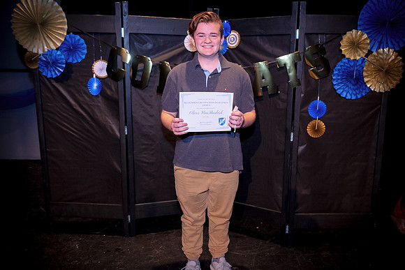 KV Awards  -6255