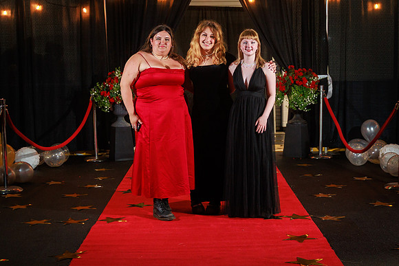 KV Prom-1076