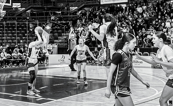 AA girls 24-7544-2