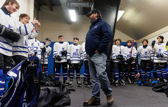 Seniors hockey-7073