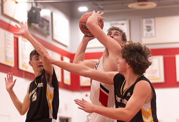 RHS vs FHS-9549