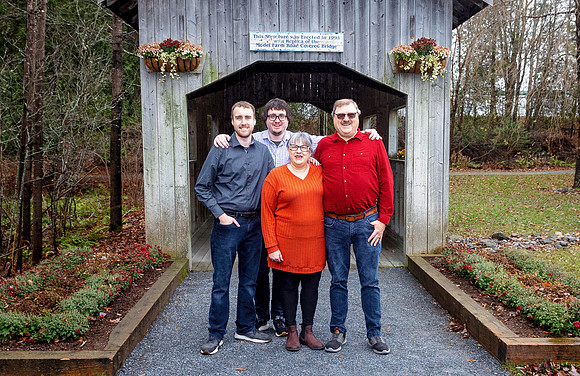 Jen-Family-8778