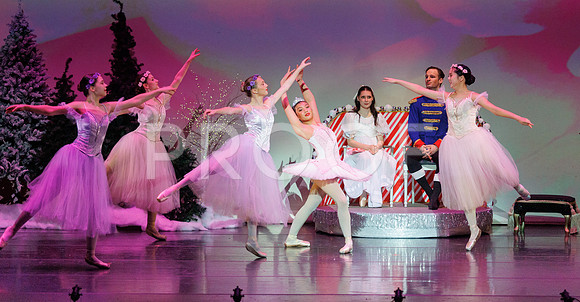 Nutcracker24-1214