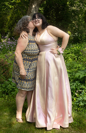 Prom-9906