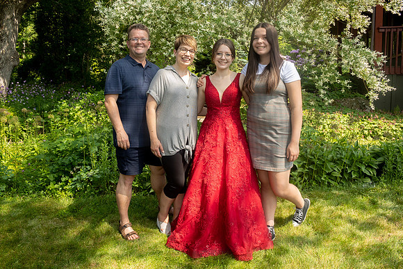 Prom-9832
