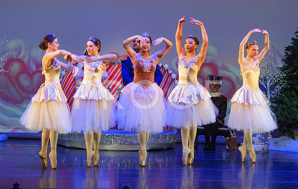 Nutcracker24-0810