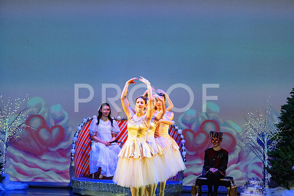 Nutcracker24-0806