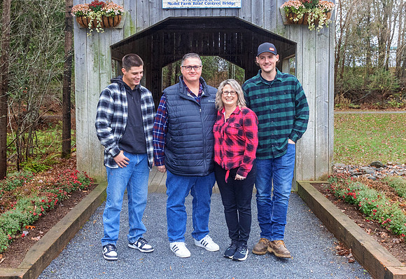 Jen-Family-8656