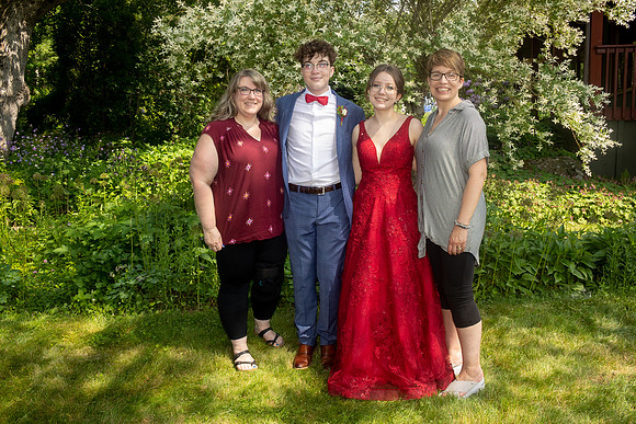 Prom-9825